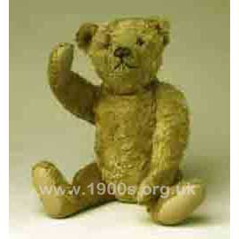 toy: old teddy bear from the 1930s