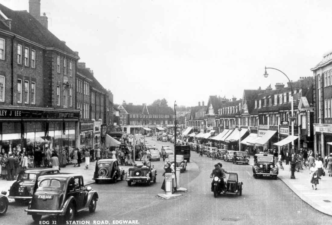 Station Road, Edgware, about 1950, looking towards Edgwarebury Lane, c1950
