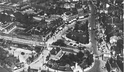 Edmonton Green, found in the effects of Ena Cole, 1920s/30s