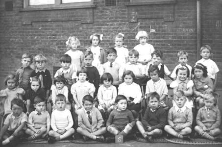 Class 5 at Silver Street School, Edmonton, 1941