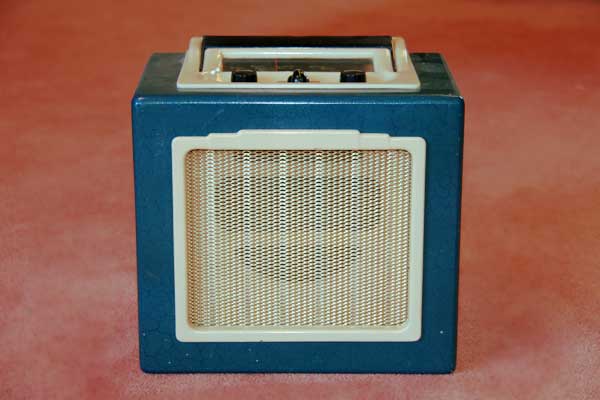 1952 radio: Ever Ready battery/valve, thumbnail